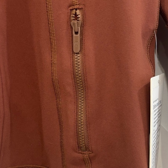 NWT Lululemon Define Jacket *Luon In Roasted Brown Size 10 - Picture 5 of 11